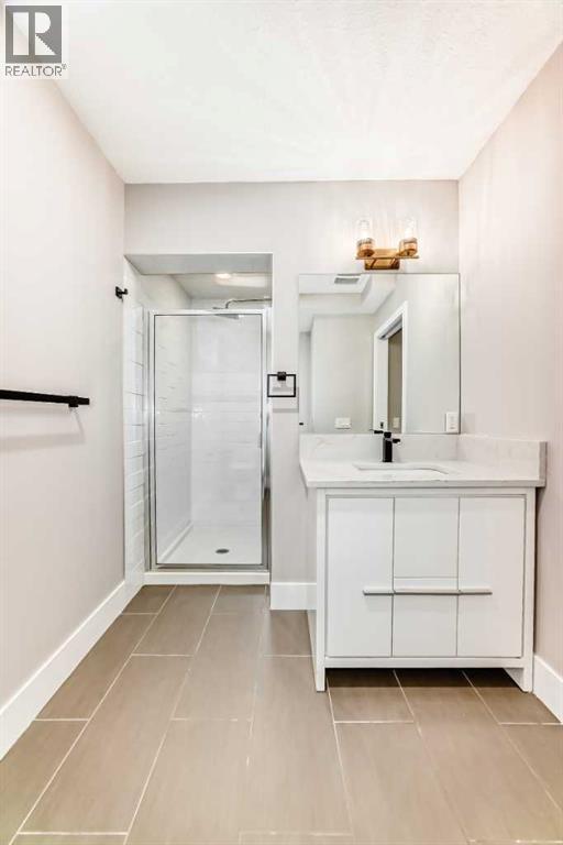 Single Family House for Sale in   Avenue SW Windsor Park Calgary 