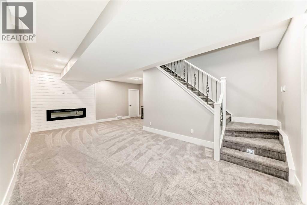 Single Family House for Sale in   Avenue SW Windsor Park Calgary 