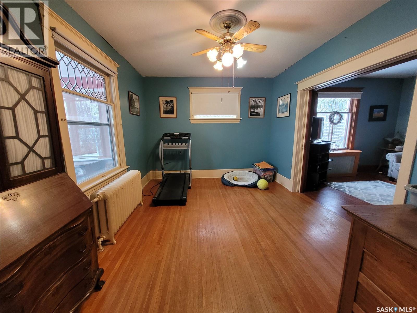 717 COTEAU AVENUE - 10