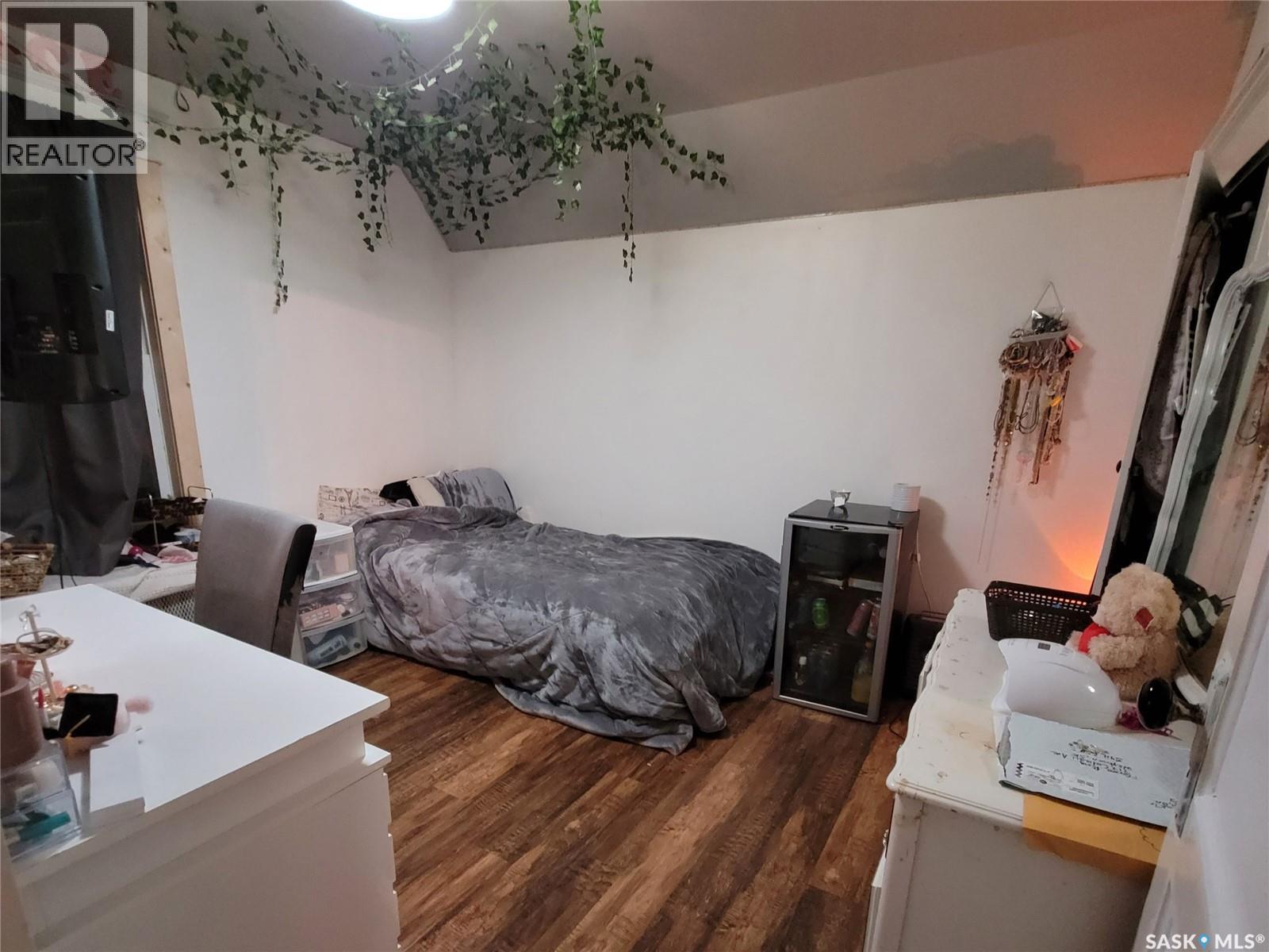 717 COTEAU AVENUE - 29