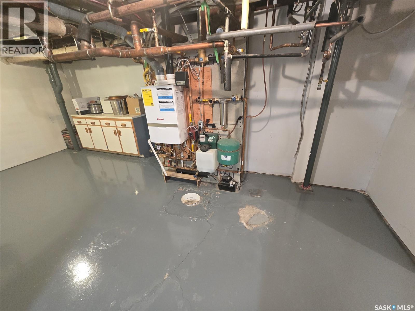 717 COTEAU AVENUE - 40