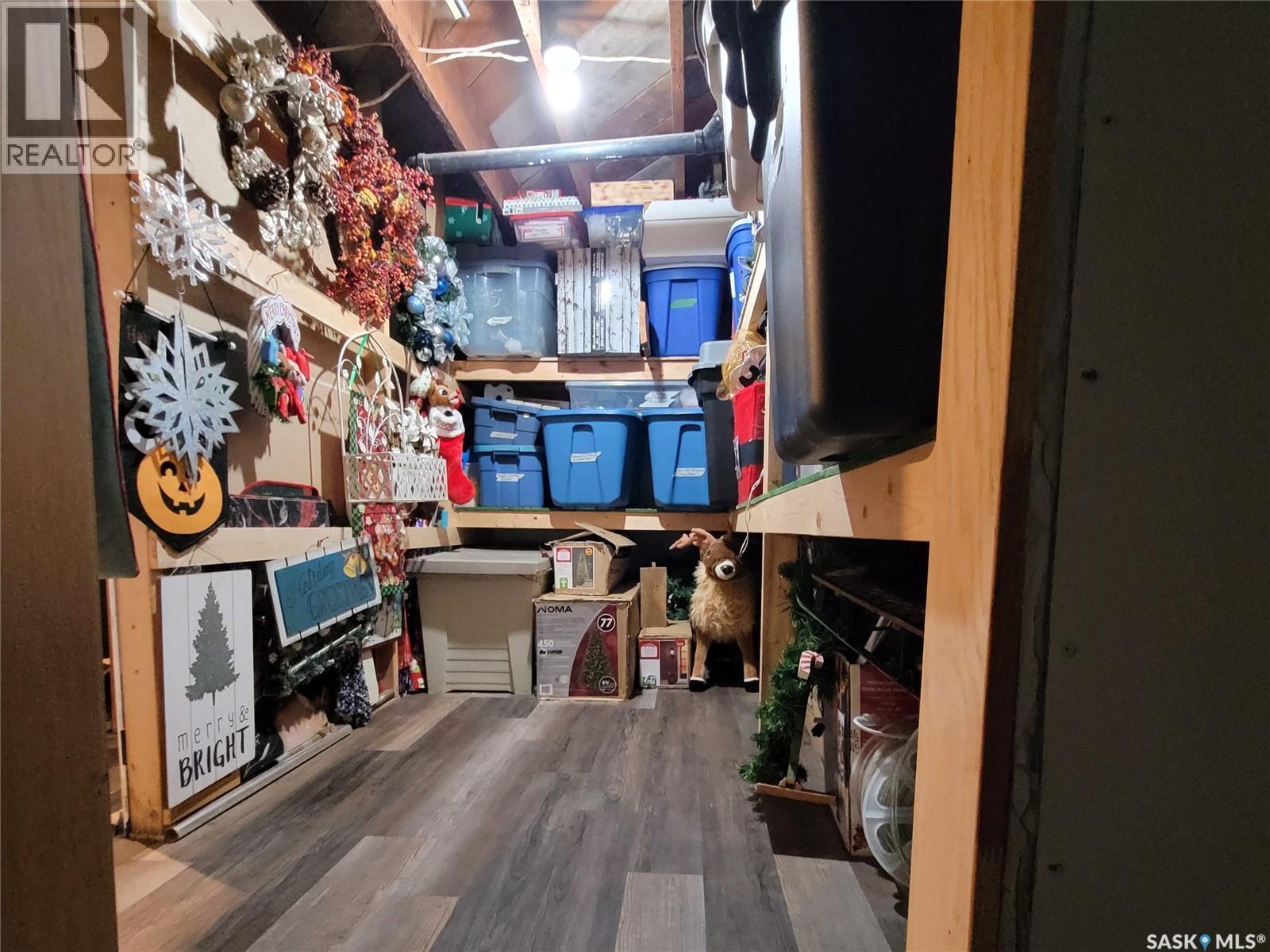 717 COTEAU AVENUE - 43