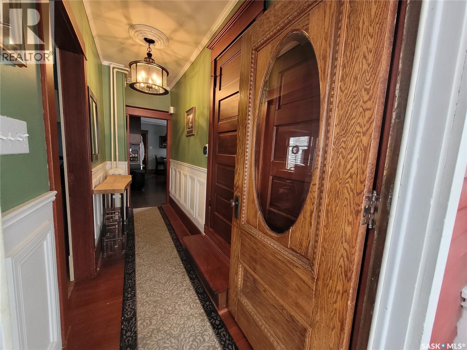 717 COTEAU AVENUE - 9