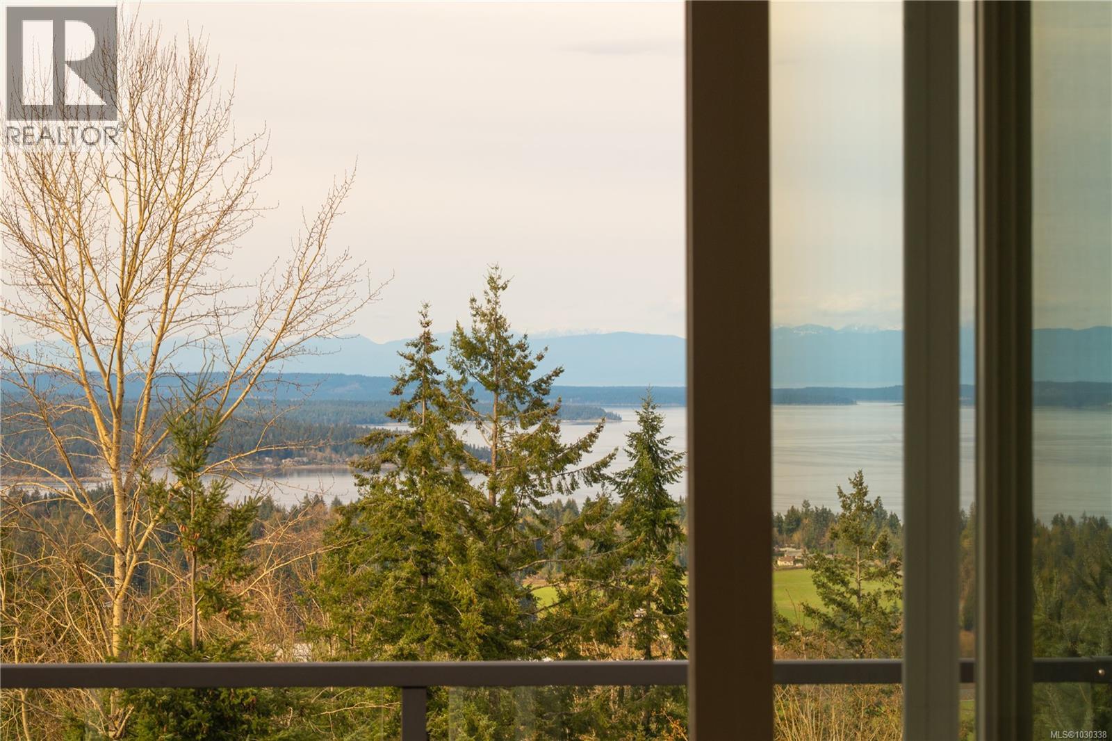 3758 PANORAMA CRES - 23