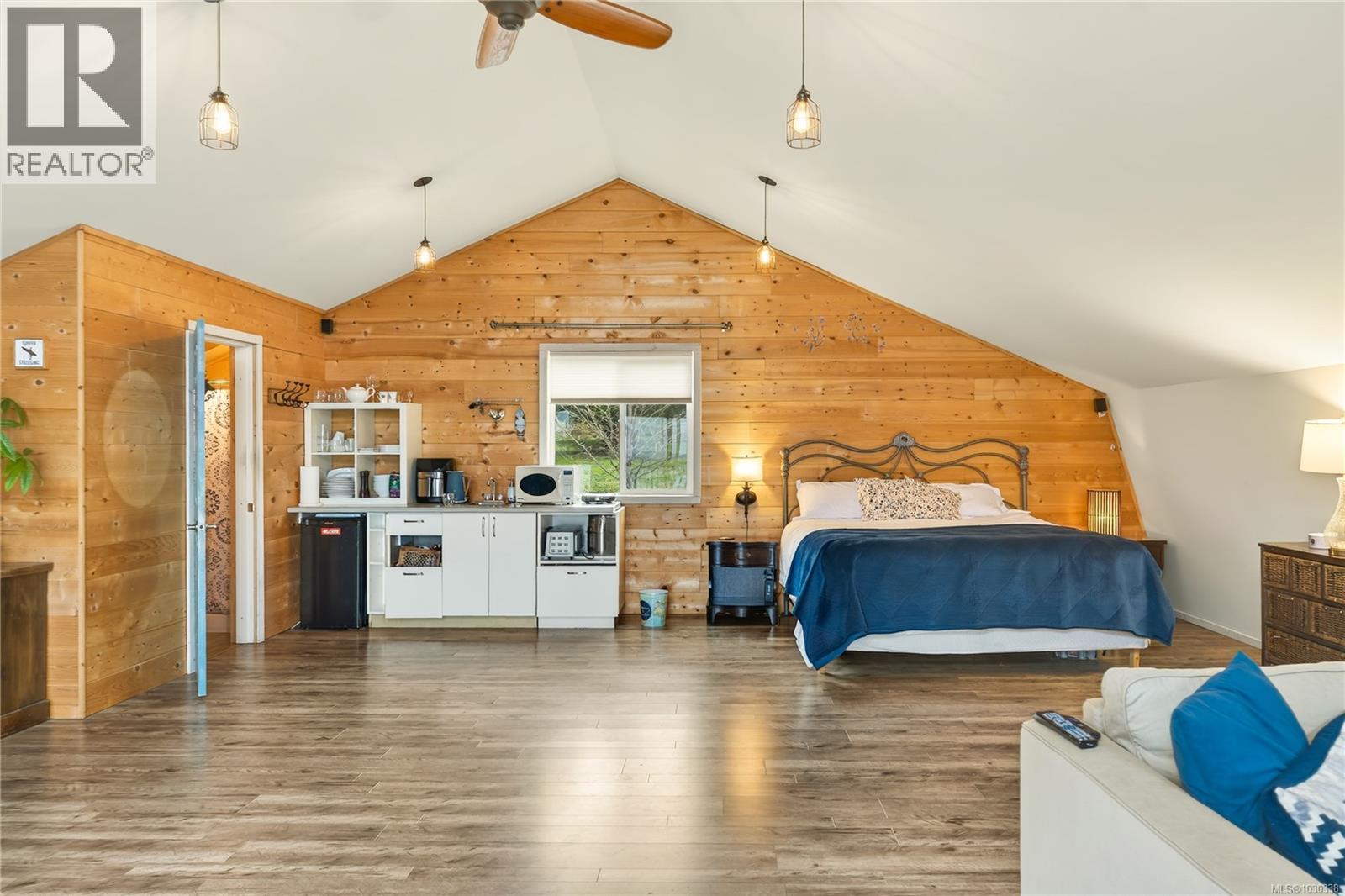 3758 PANORAMA CRES - 49