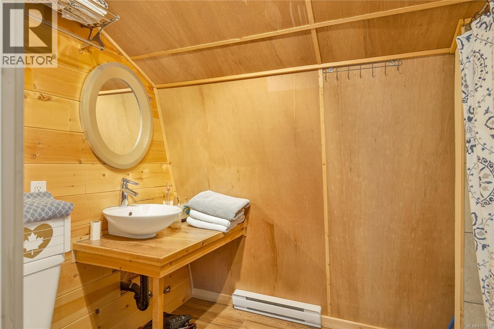 3758 PANORAMA CRES - 51