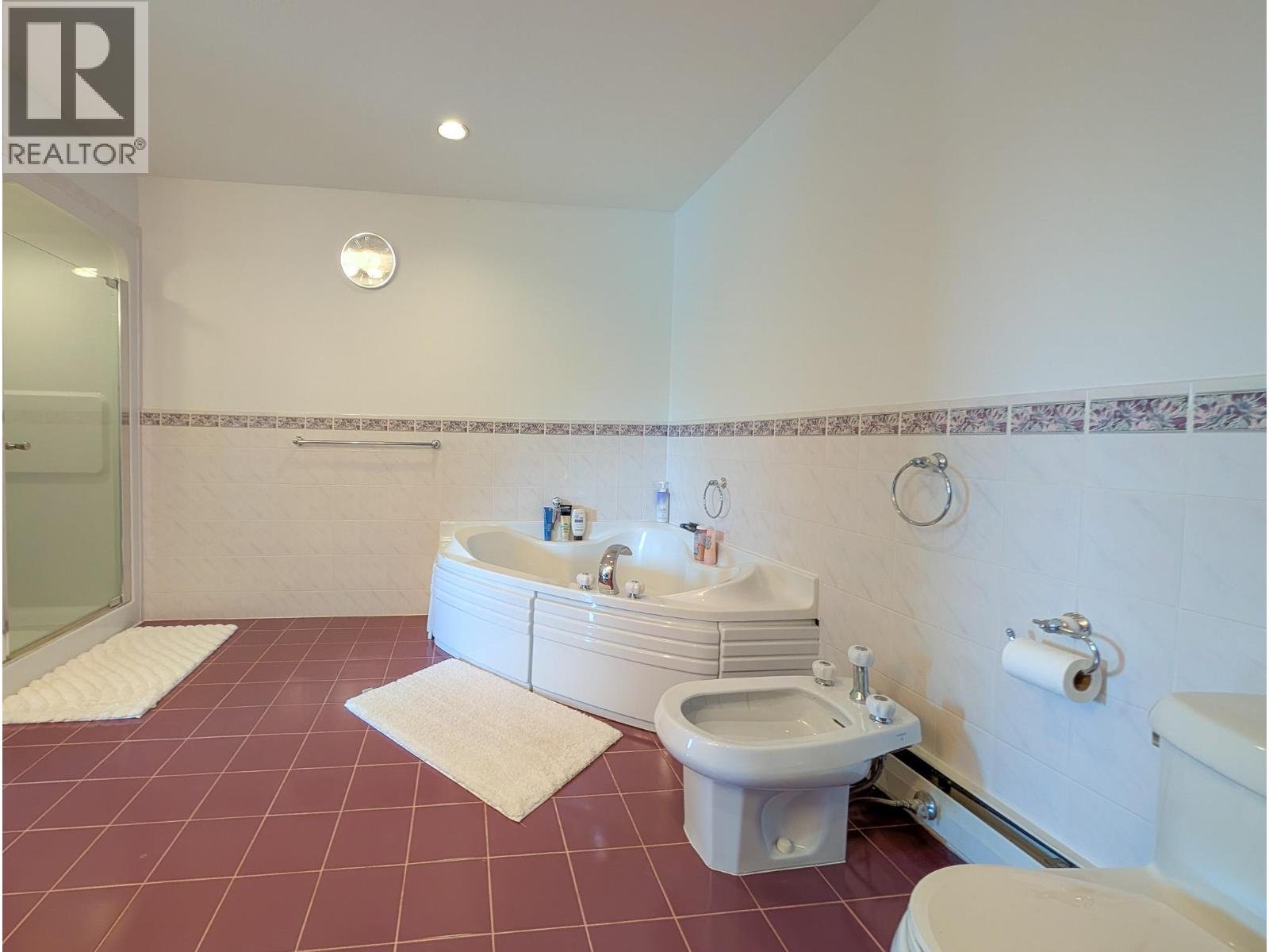 13010 LAKESIDE DRIVE - 31