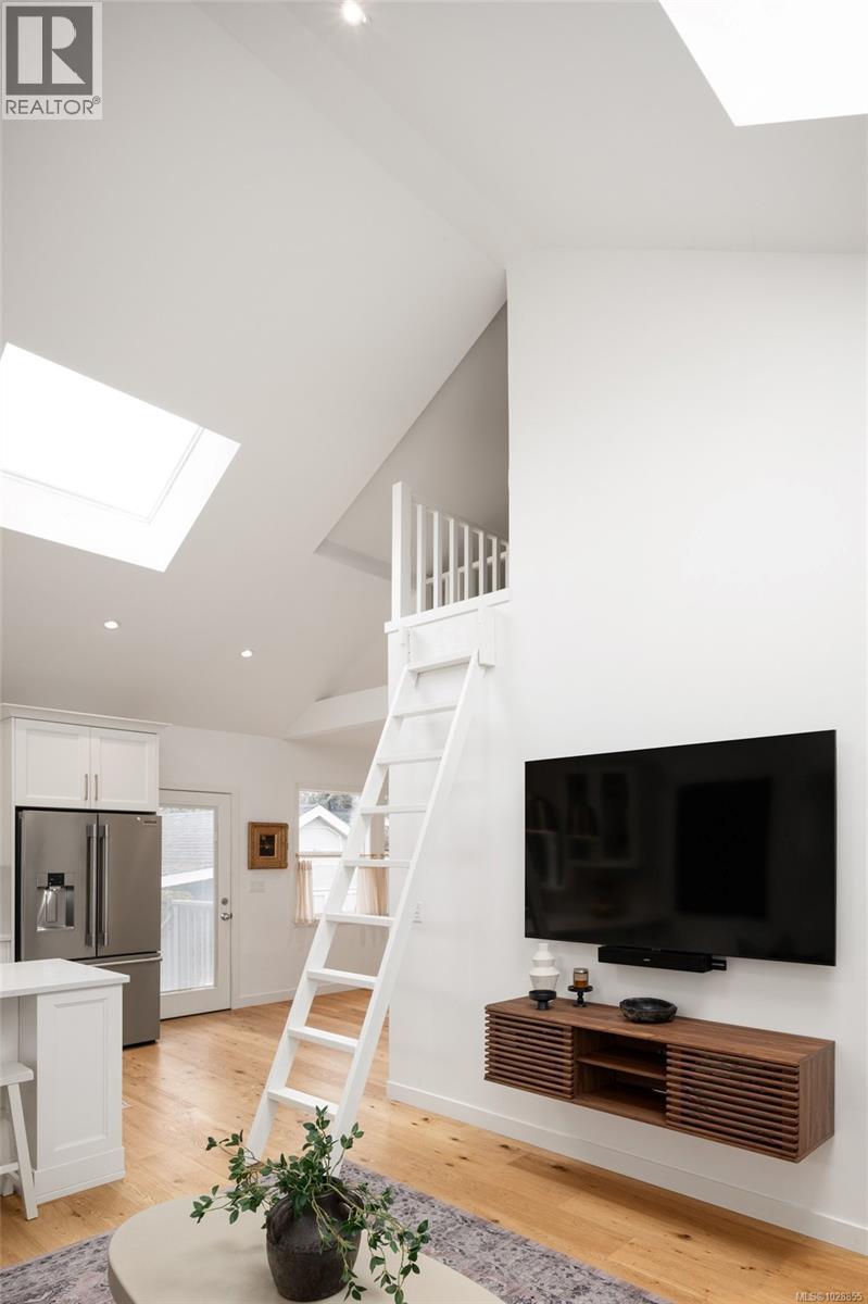  24 Lotus Street, Victoria