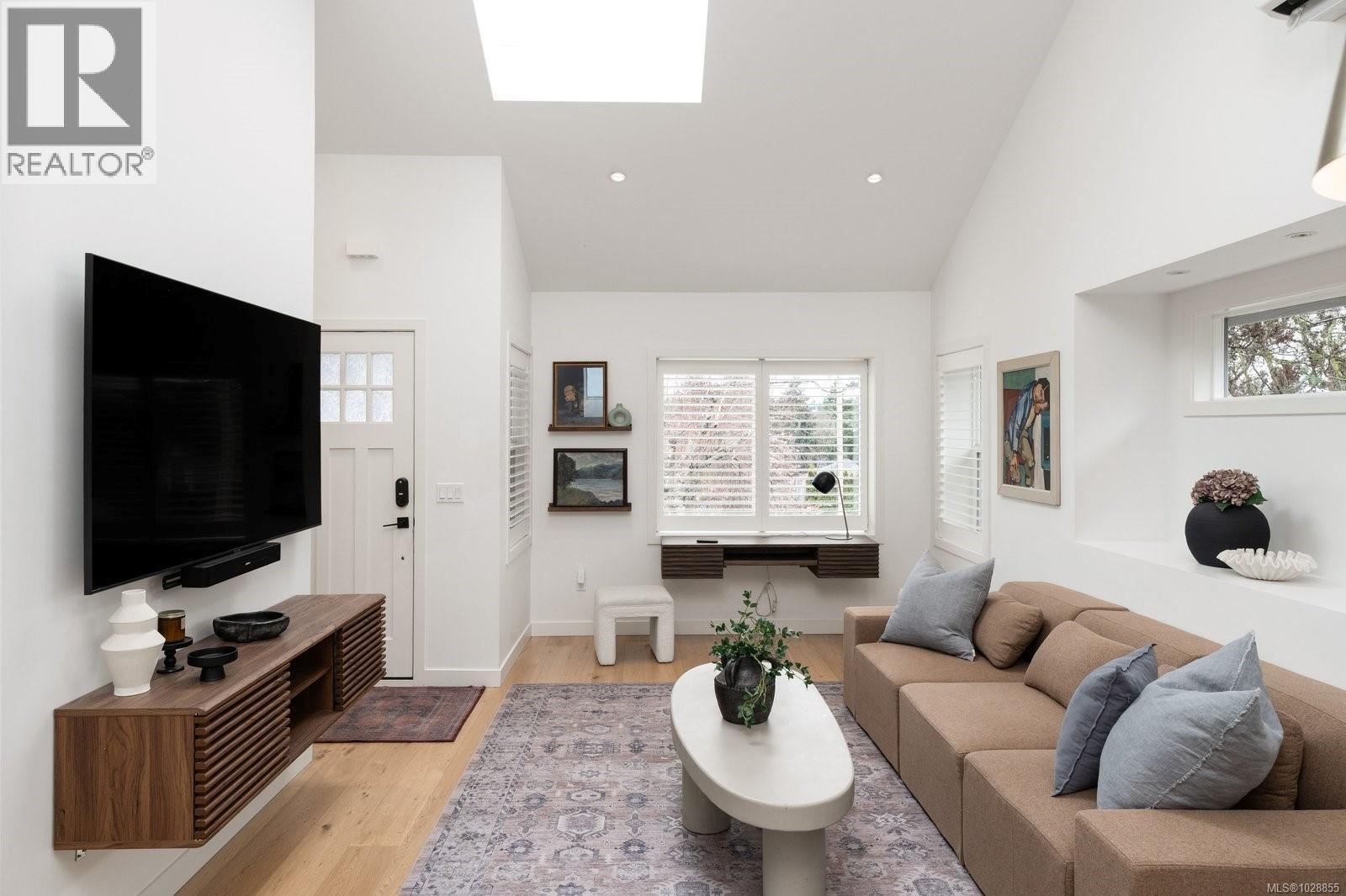  24 Lotus Street, Victoria