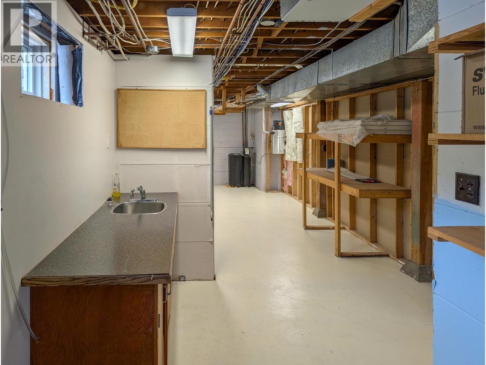 1689 BIRCH STREET - 40