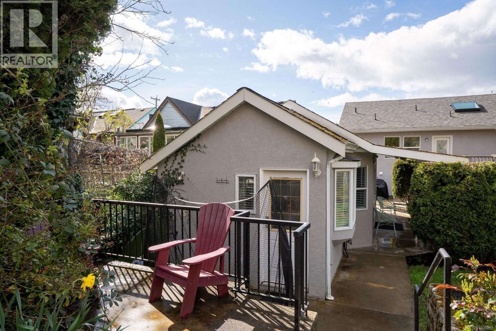  24 Lotus Street, Victoria