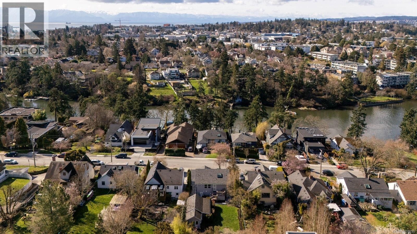  24 Lotus Street, Victoria