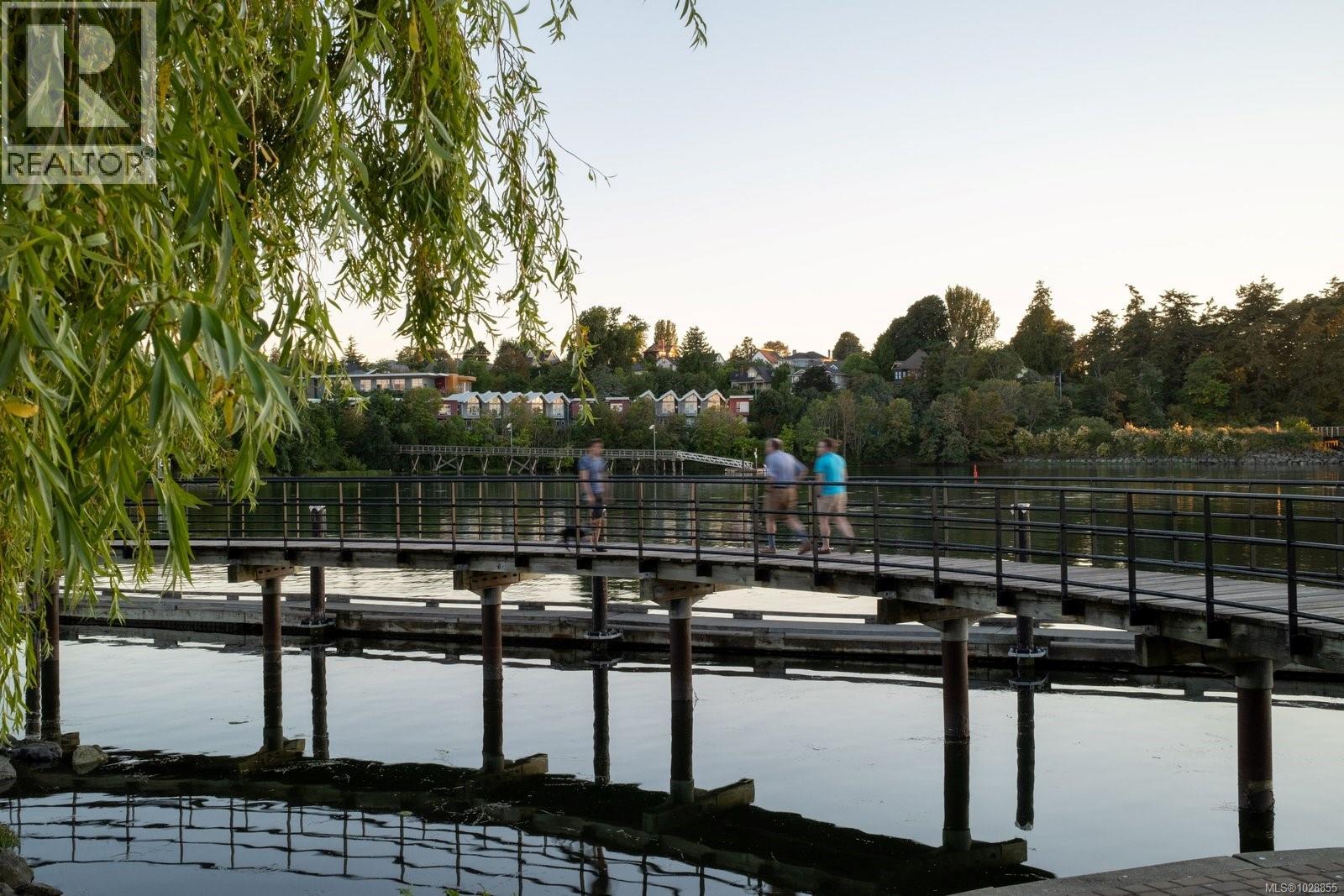  24 Lotus Street, Victoria