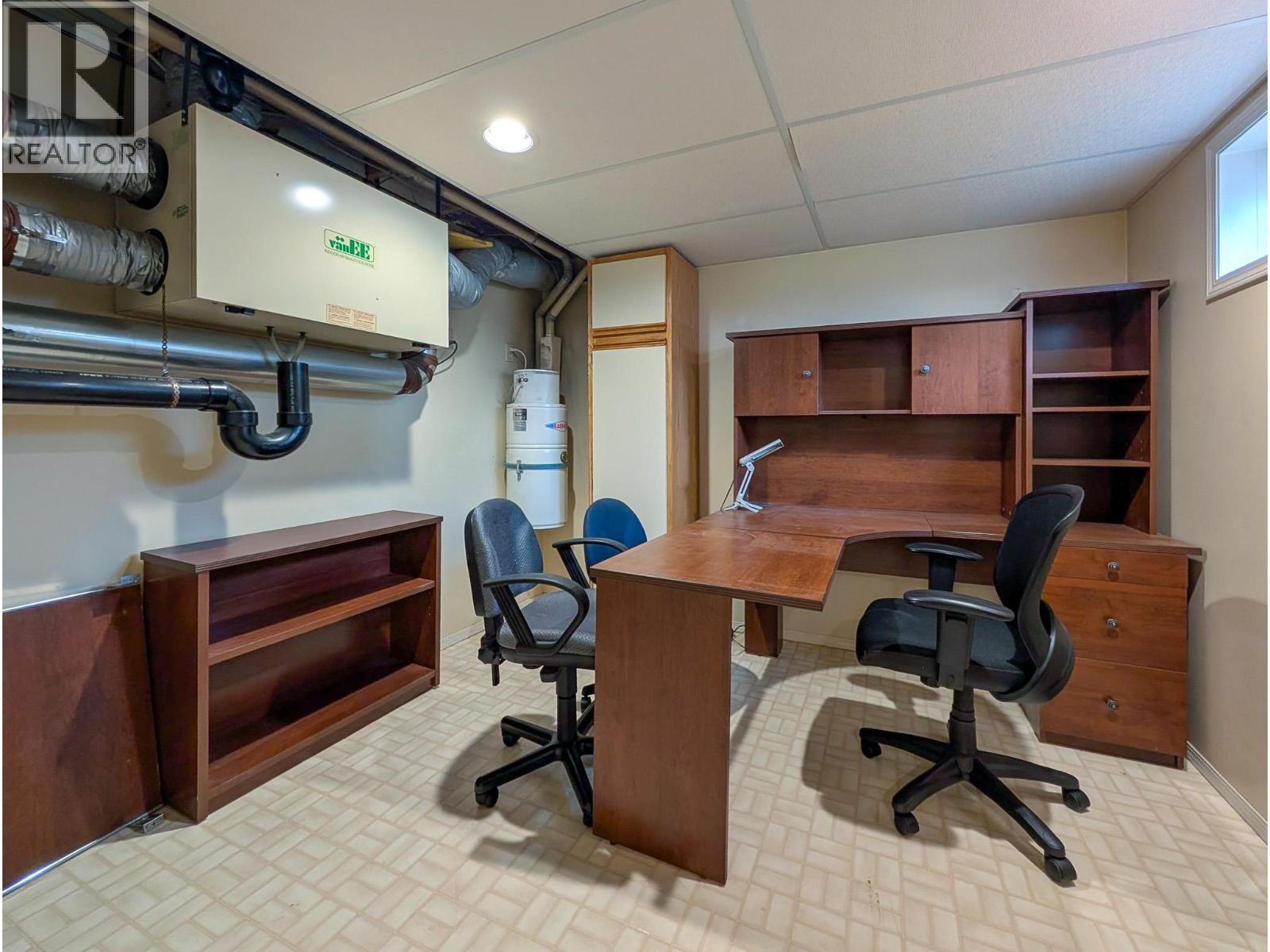 910 BURDEN STREET - 28