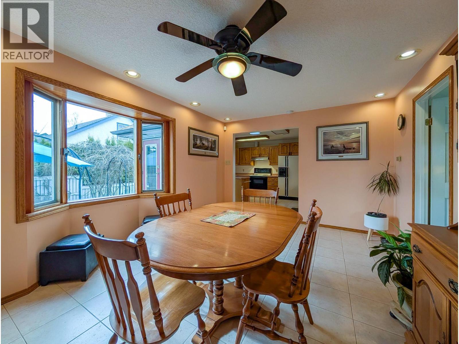 910 BURDEN STREET - 12