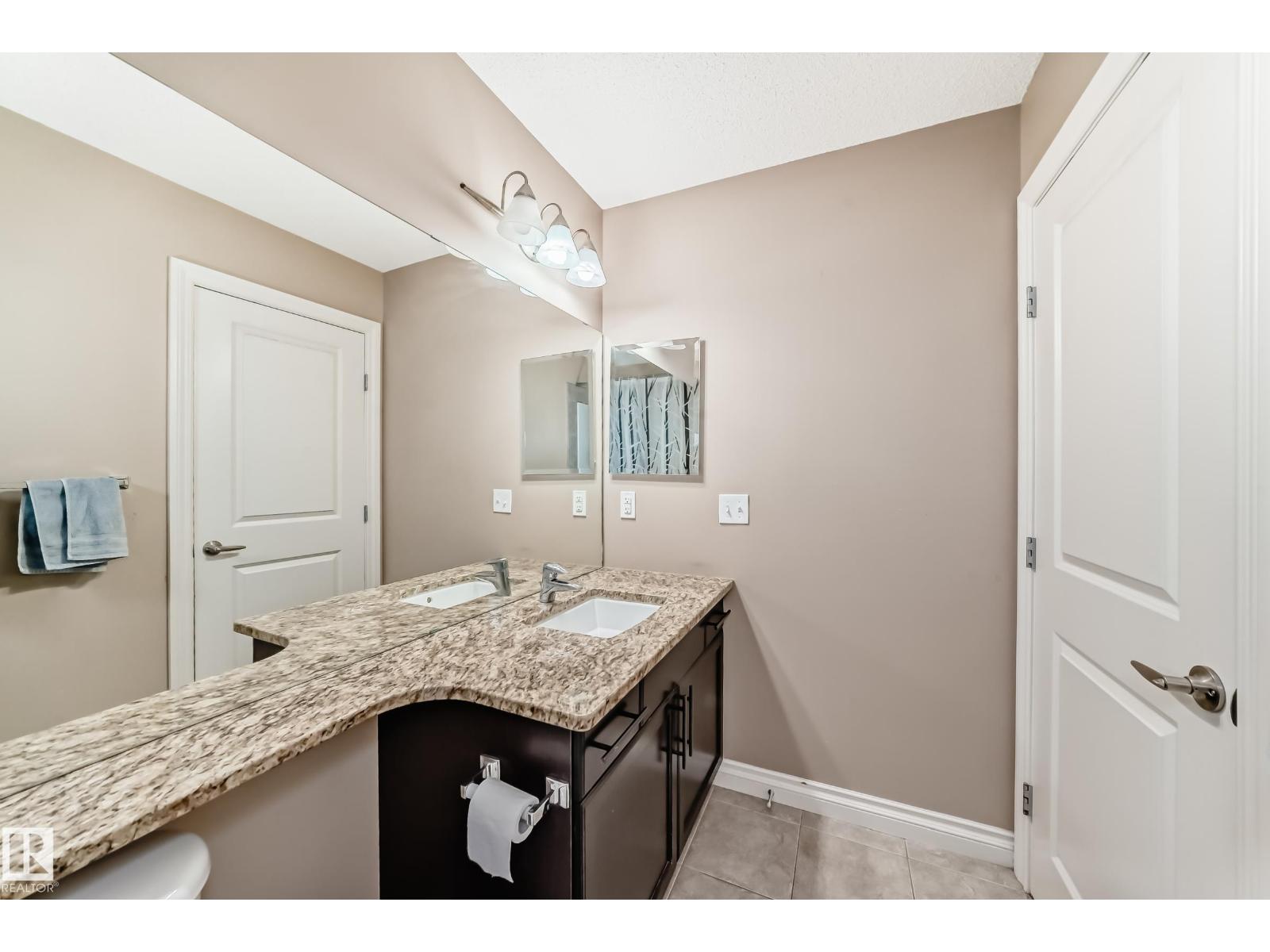 #23 445 Brintnell BV NW NW, Edmonton