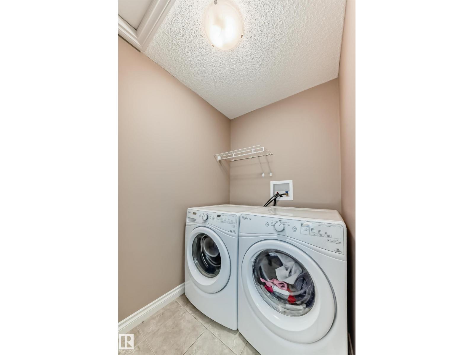 #23 445 Brintnell BV NW NW, Edmonton