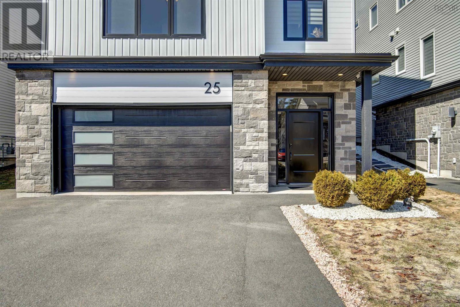 Property 2 of 48 of 25 Talus Avenue