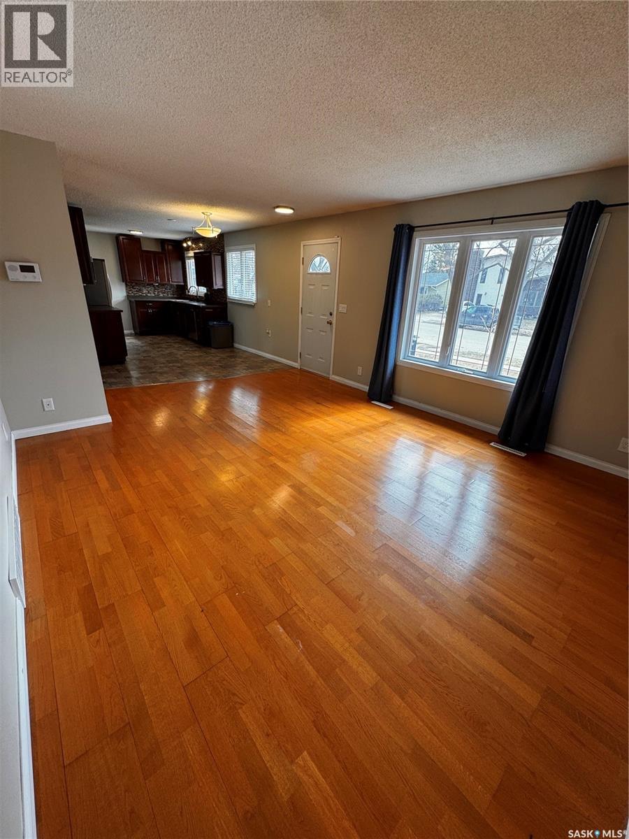 515 3RD AVENUE NW - 10