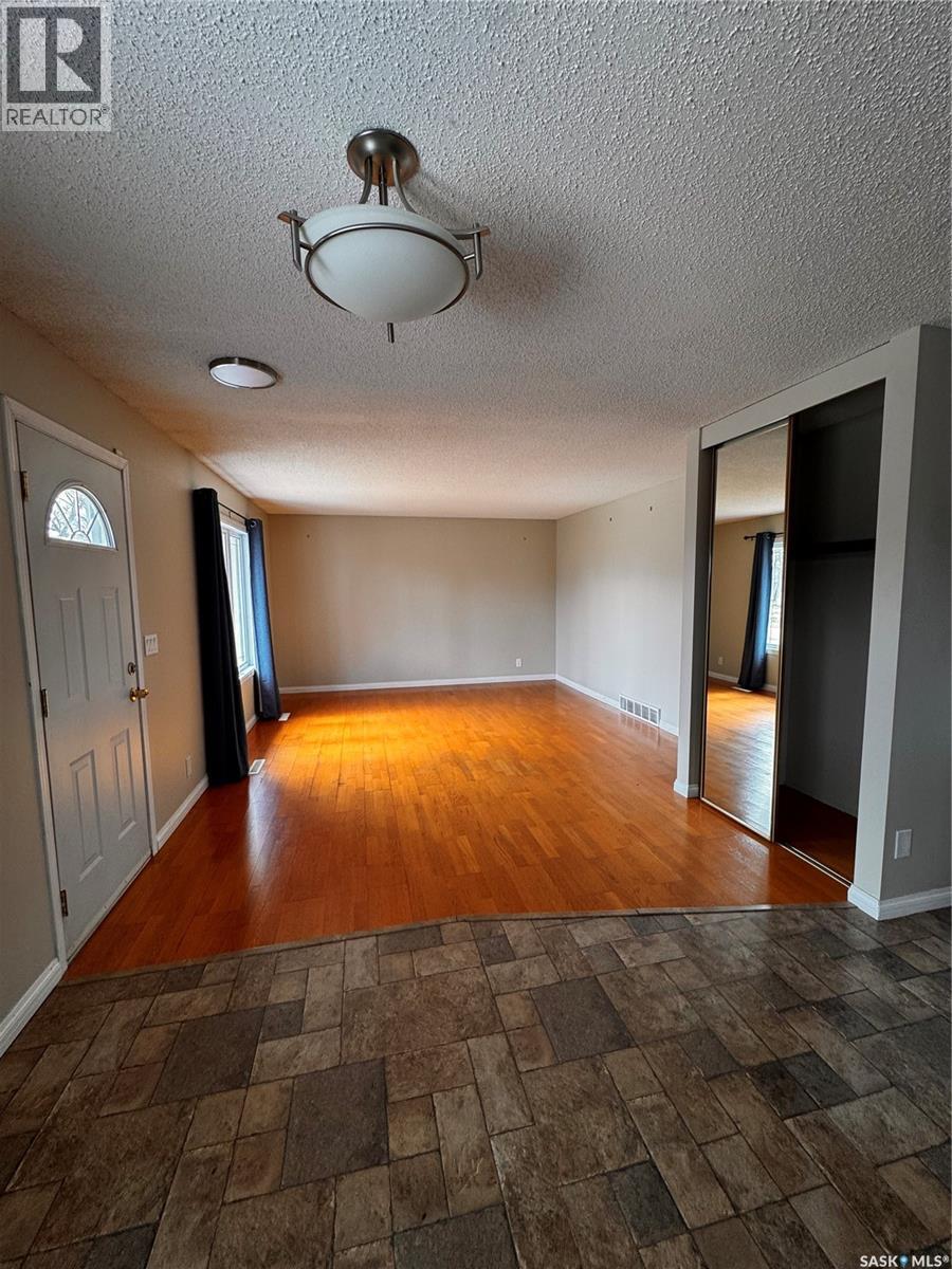 515 3RD AVENUE NW - 13