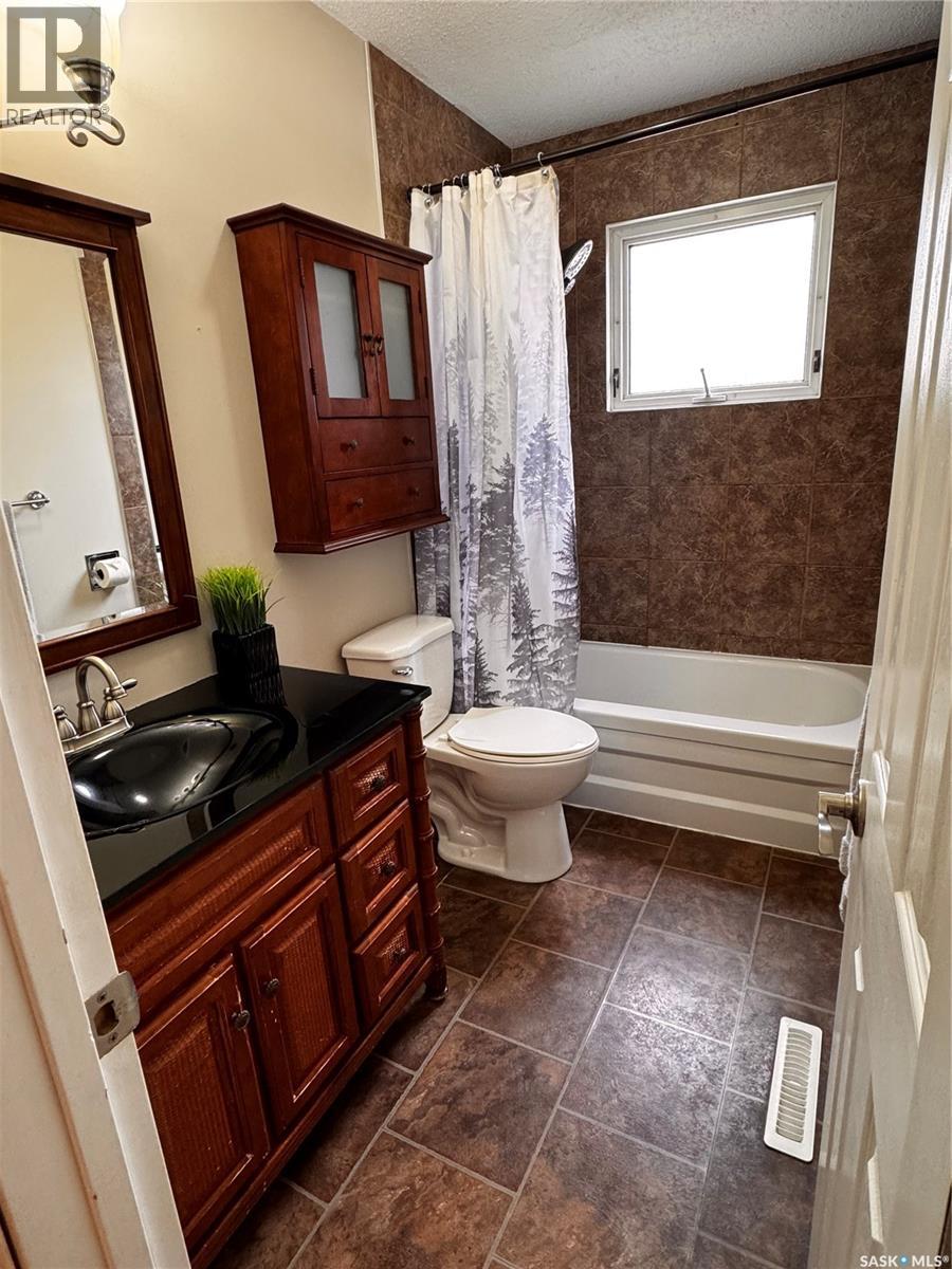 515 3RD AVENUE NW - 14