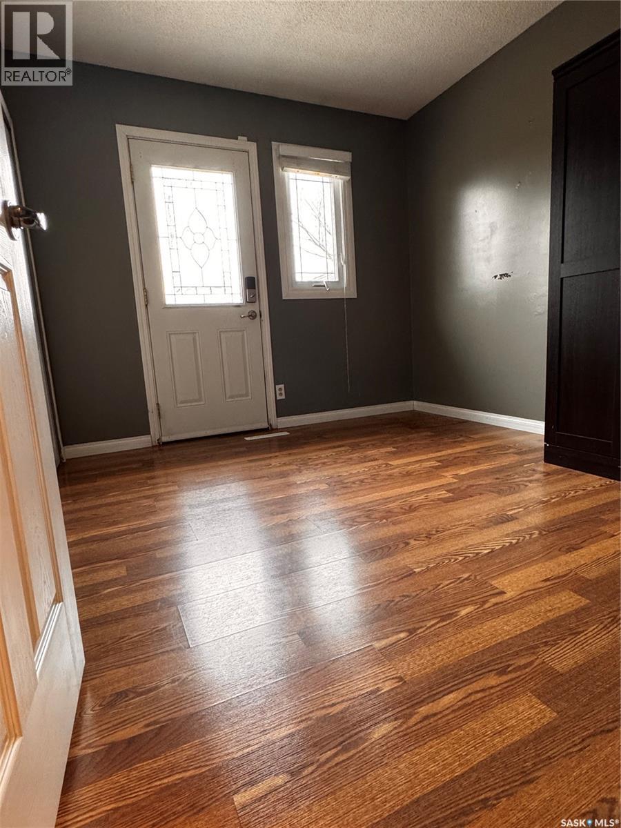 515 3RD AVENUE NW - 17