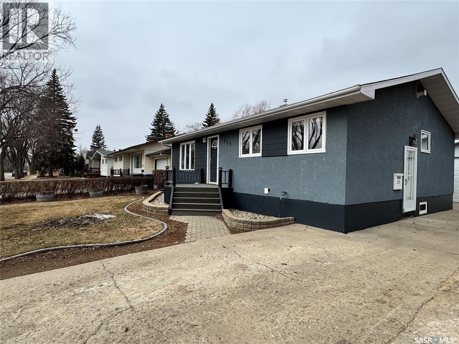 515 3RD AVENUE NW - Image 2