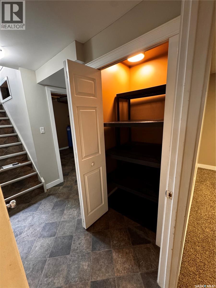 515 3RD AVENUE NW - 23