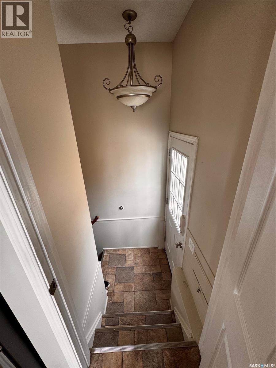 515 3RD AVENUE NW - Image 3