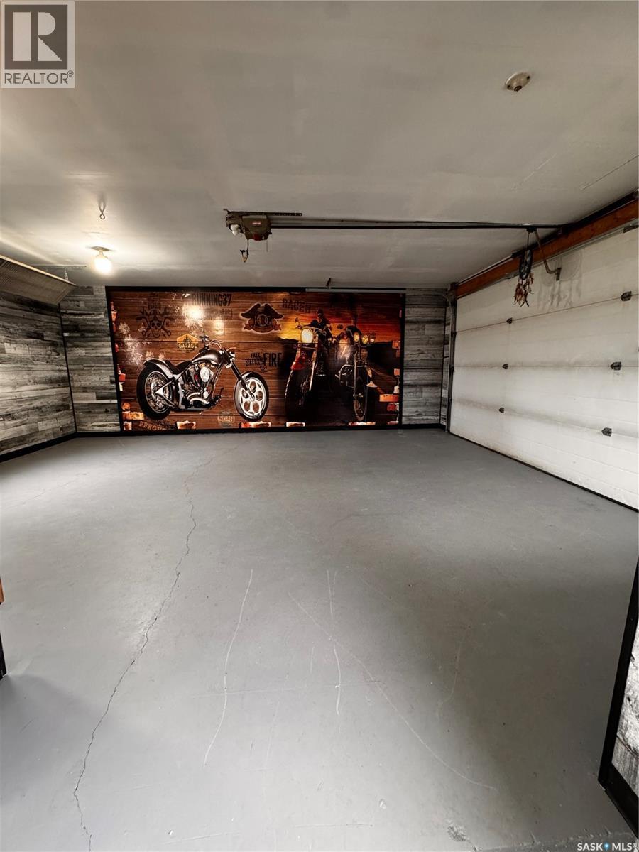 515 3RD AVENUE NW - 37