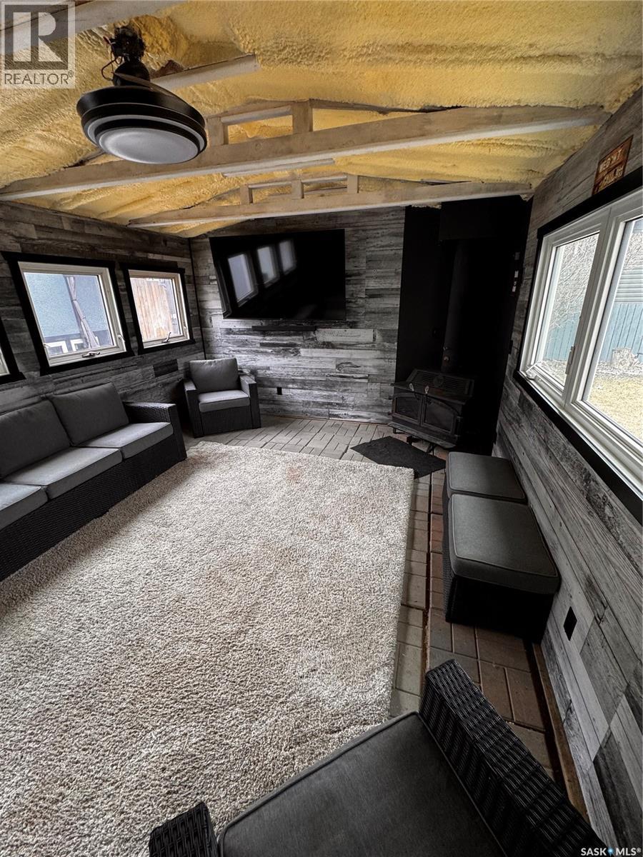 515 3RD AVENUE NW - 41