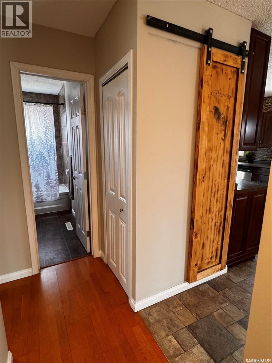 515 3RD AVENUE NW - 8