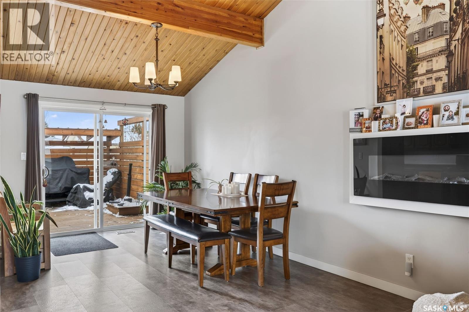 3389 EAGLE CRESCENT - 10