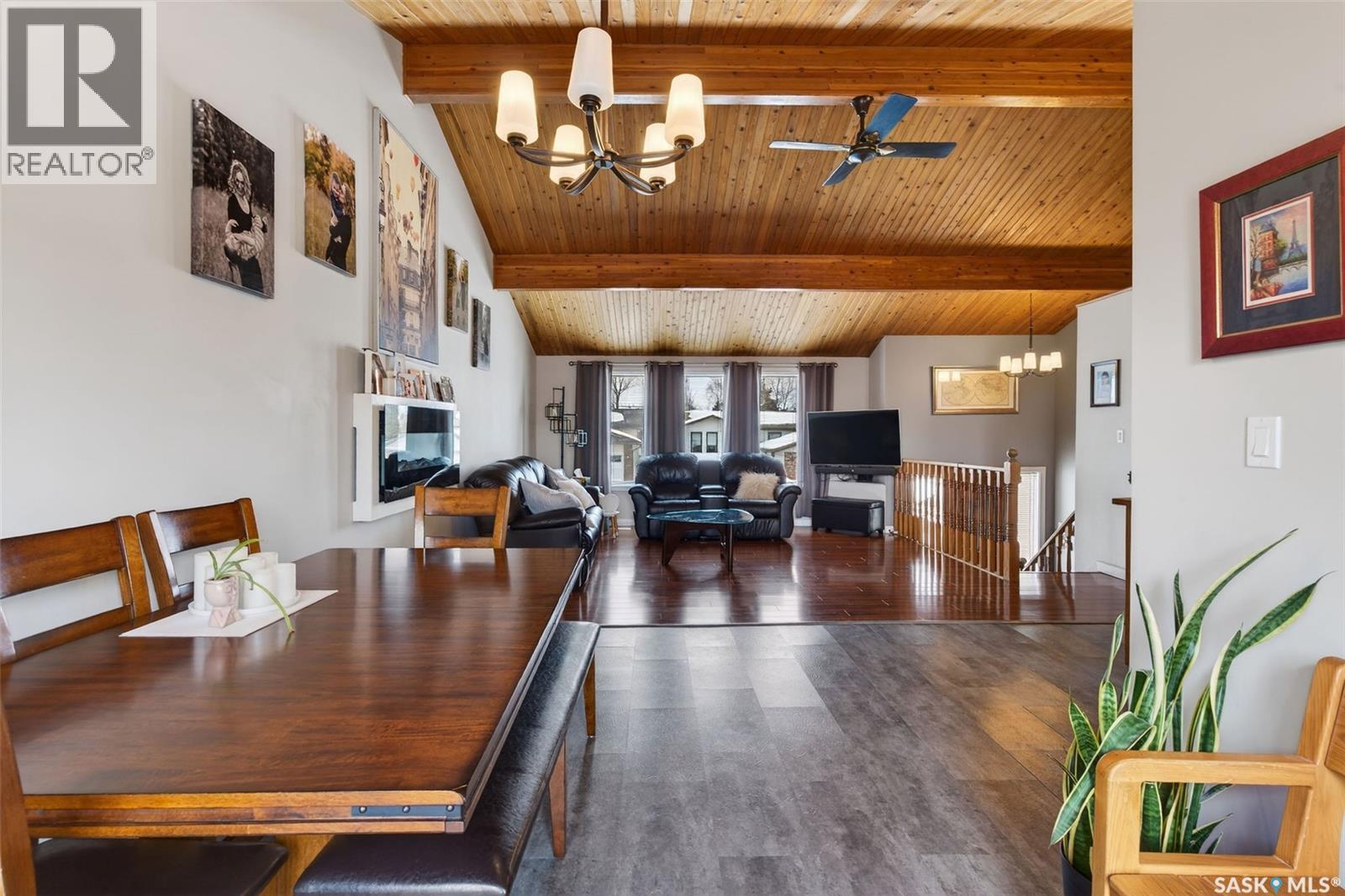 3389 EAGLE CRESCENT - 12