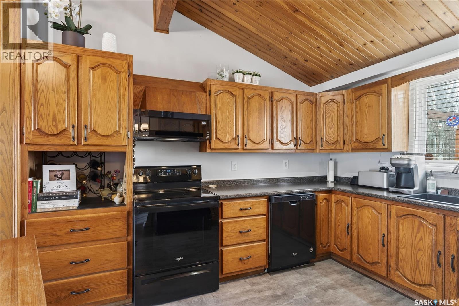 3389 EAGLE CRESCENT - 6