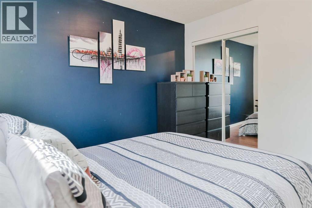 Single Family House for Sale in    Avenue SW Sunalta Calgary 