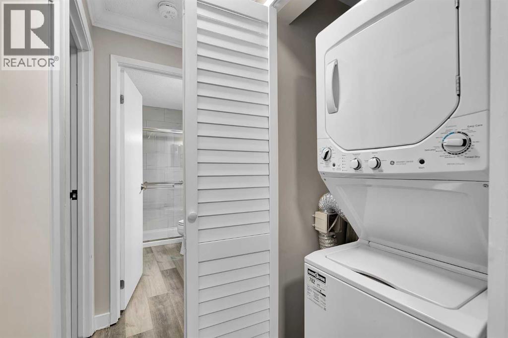 Single Family House for Sale in    Avenue SW Windsor Park Calgary 