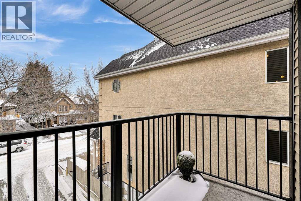 Single Family House for Sale in    Avenue SW Windsor Park Calgary 