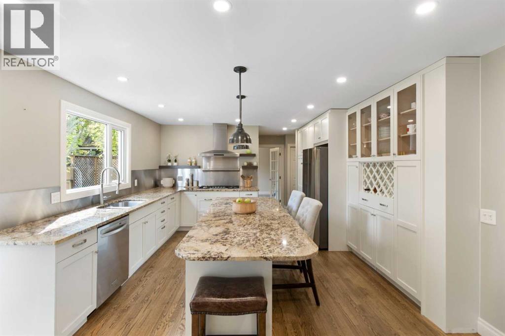 Single Family House for Sale in  Lake Mead Crescent SE Lake Bonavista Calgary 