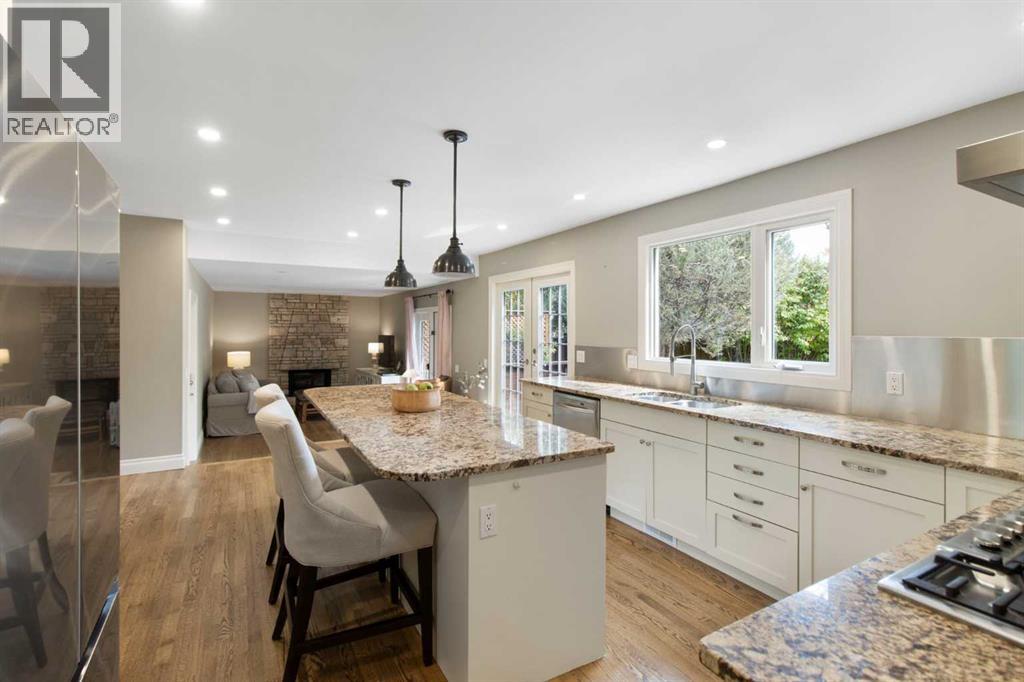 Single Family House for Sale in  Lake Mead Crescent SE Lake Bonavista Calgary 