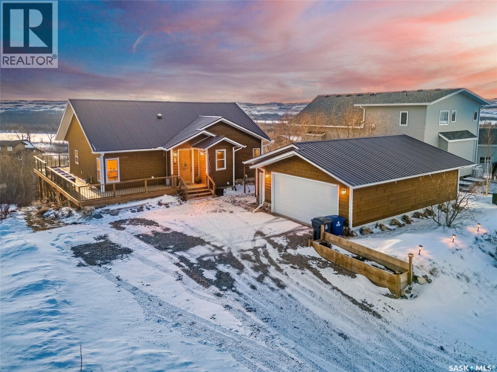 444 SASKATCHEWAN ROAD - Image 2