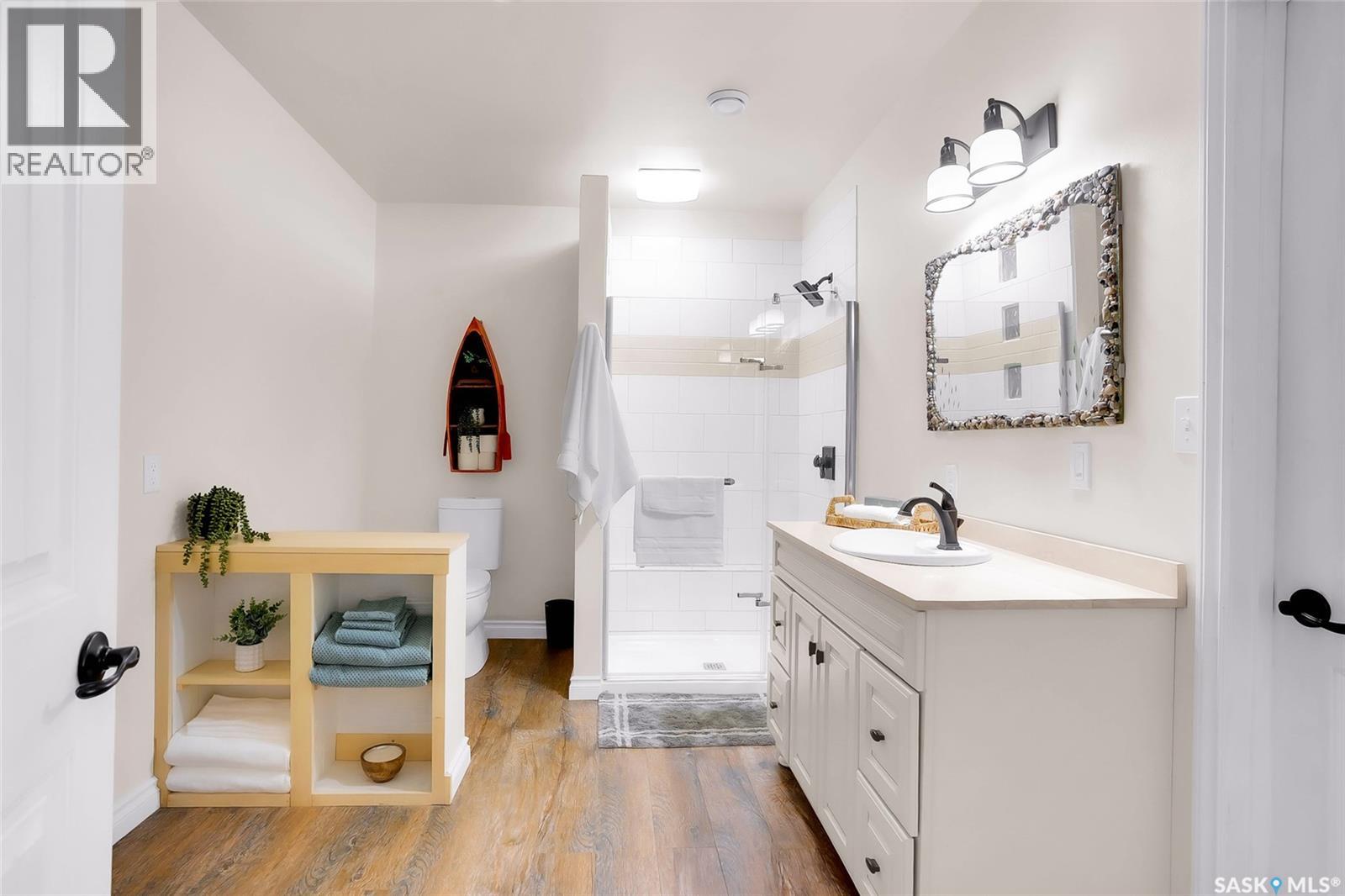 444 SASKATCHEWAN ROAD - 33