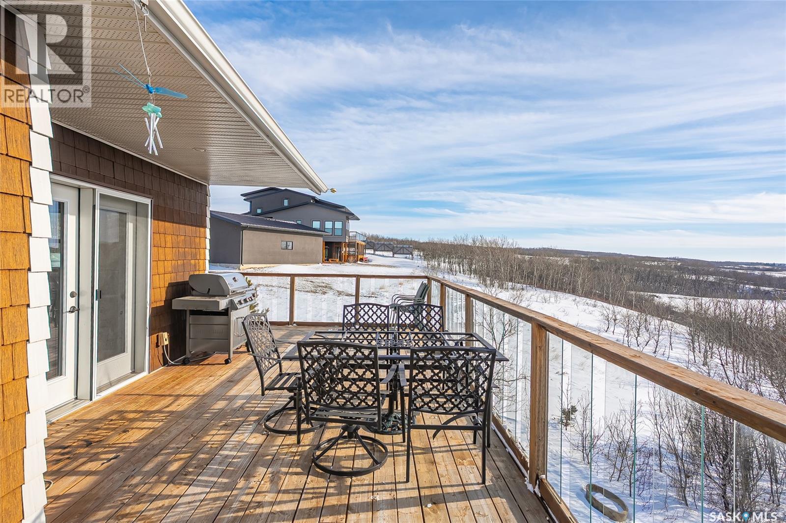 444 SASKATCHEWAN ROAD - 44