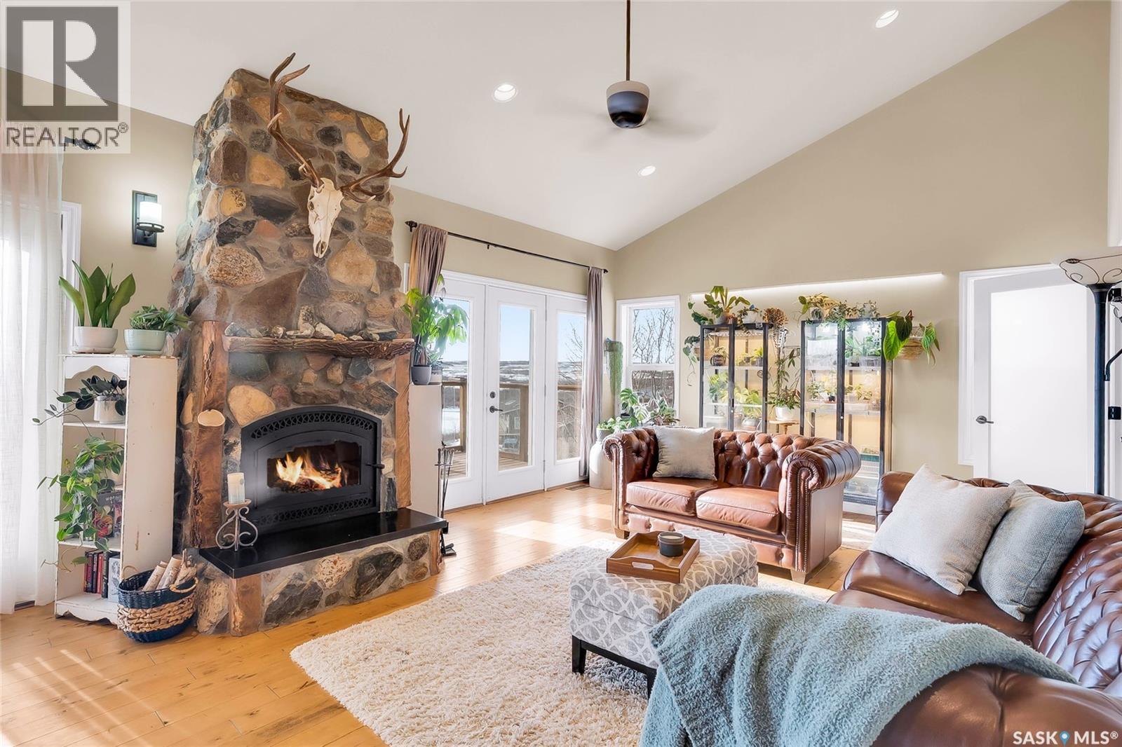 444 SASKATCHEWAN ROAD - 5