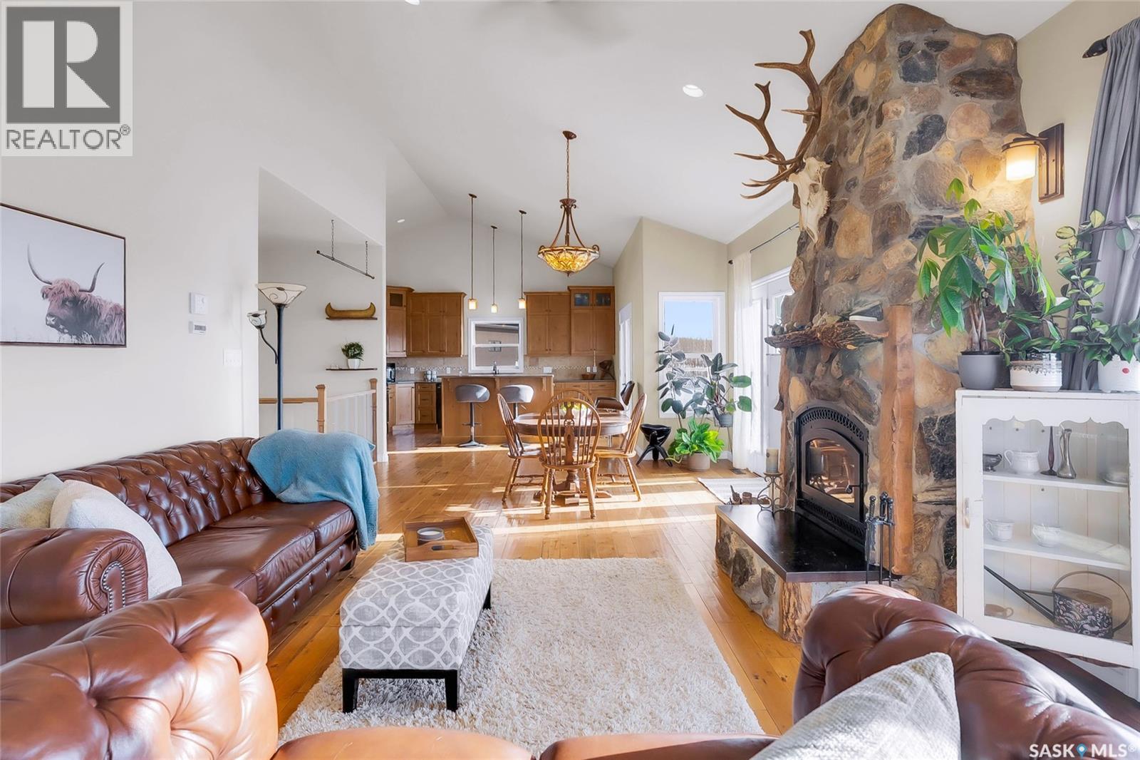 444 SASKATCHEWAN ROAD - 7