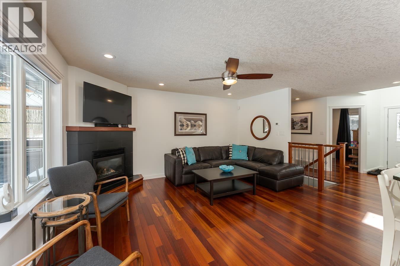 2248 ESTATE ROAD - 9