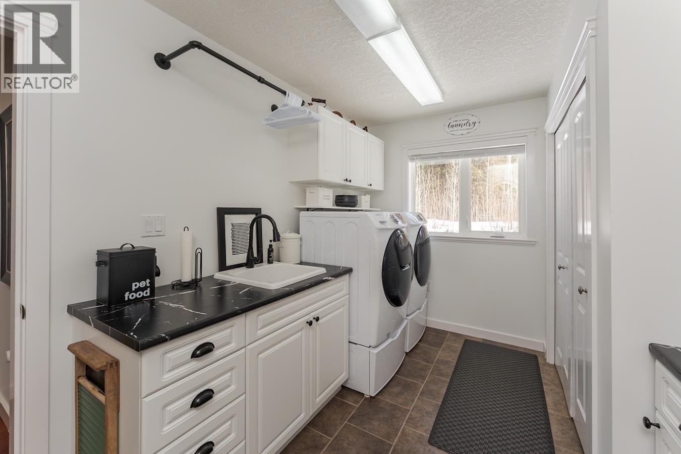 2248 ESTATE ROAD - 24