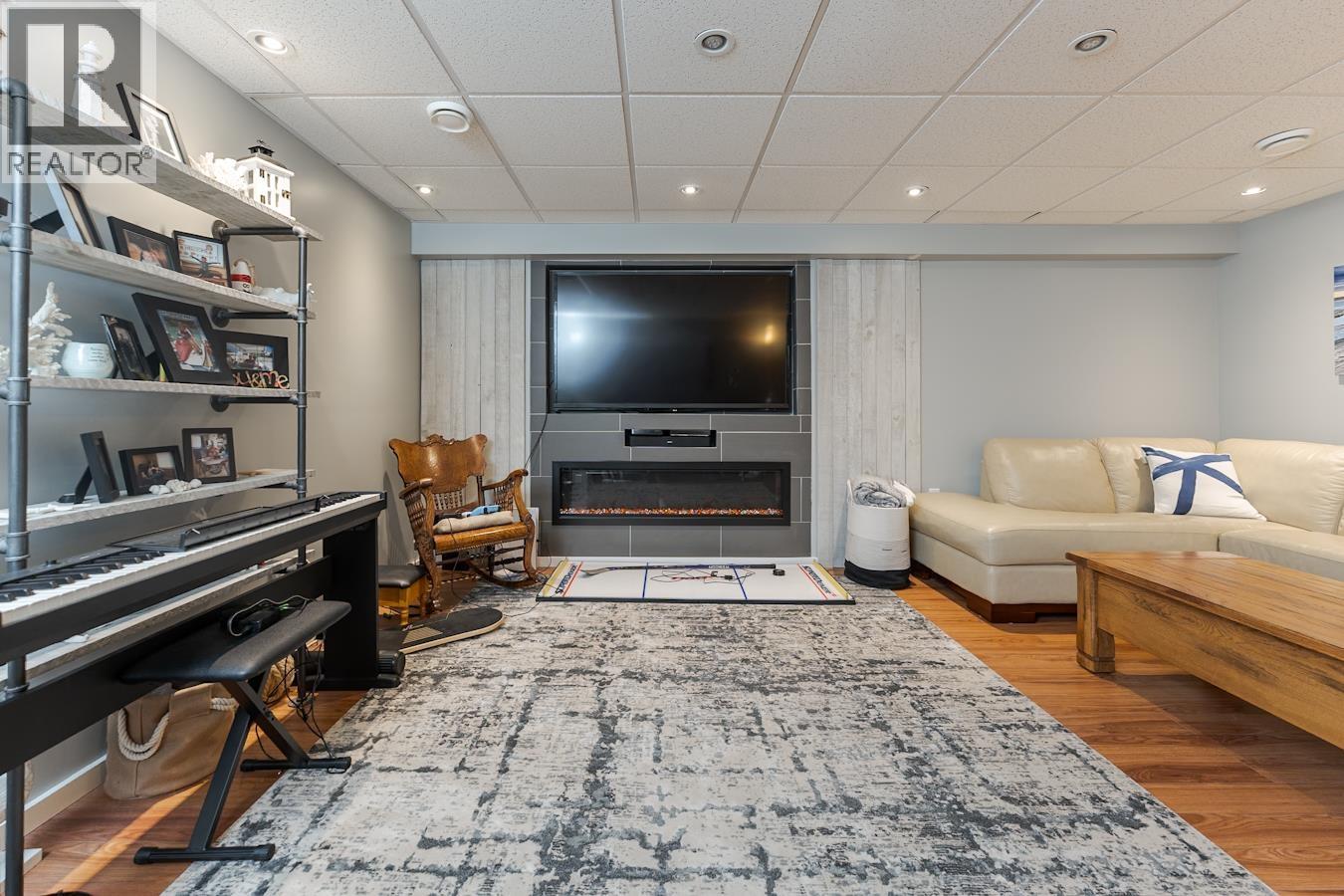 2248 ESTATE ROAD - 28