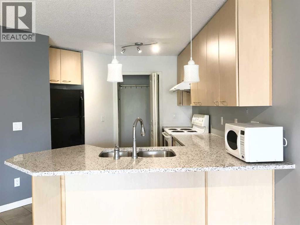 Single Family House for Sale in   Richard Road SW Lincoln Park Calgary 