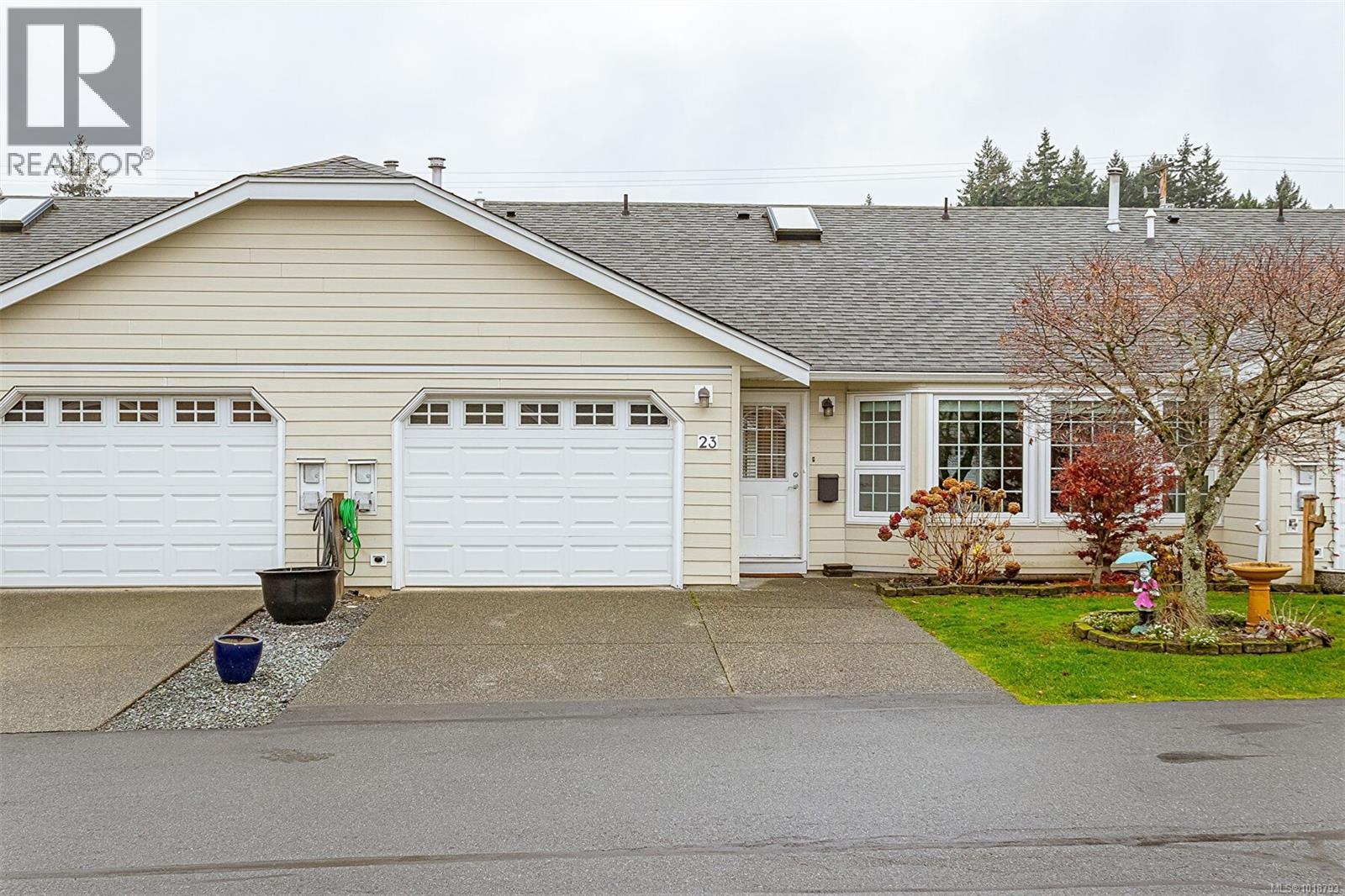 #23 815 Dunsmuir Cres - 2